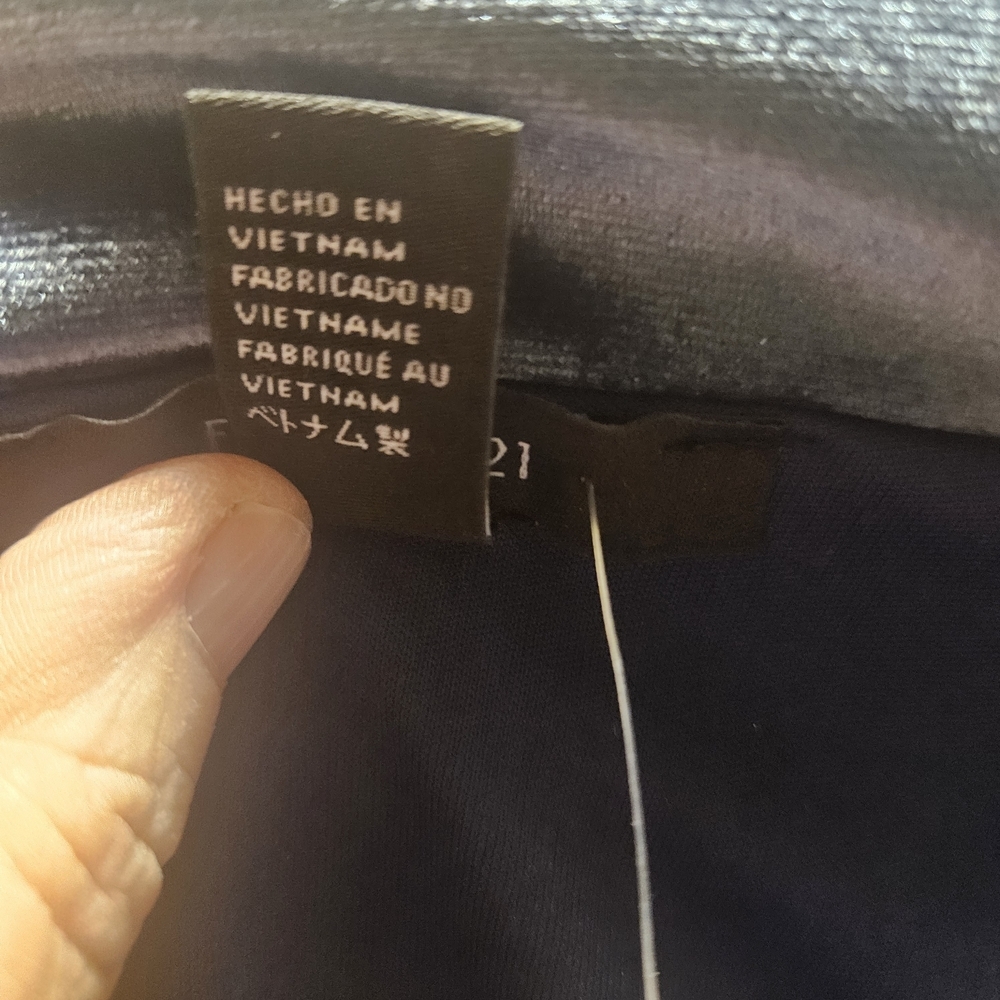 Universal Thread - Women's 100% cotton Silver Straight Leg Jeans -Size 8R - Picture 2 of 10